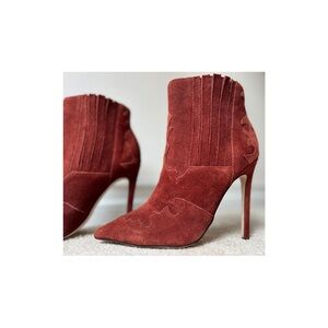 ASOS Exclusive Suede Ankle Heel Booties - Rare Fall Must-Have! (NWOB)